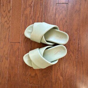 Seychelles Heartfelt Crisscross Slide Sandal 9 | Green/Cucumber Leather